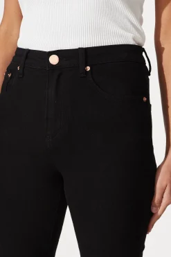 Outlet Ace Mid Rise Straight Leg Jean In Black Denim Bottoms|Denim