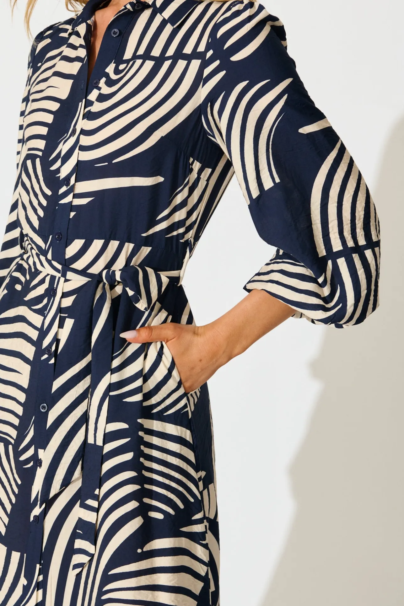 Outlet Berlina Midi Shirt Dress in Navy with Cream Linen Blend Dresses|Casual