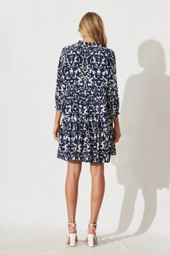 Best Caracelle Smock Dress In White With Navy Print Dresses|Casual
