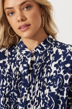 Best Caracelle Smock Dress In White With Navy Print Dresses|Casual