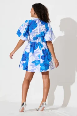 Hot Daydream Dress In White With Blue Flower Dresses|Casual