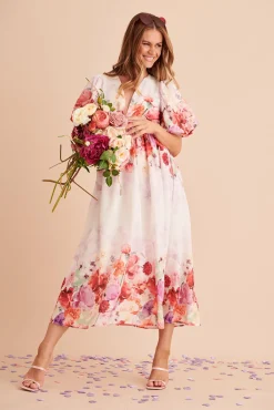Clearance Divine Maxi Dress In White With Pink Multi Floral Print Dresses|Cocktail