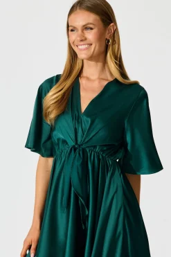 Outlet Helsinki Dress In Emerald Green Satin Dresses|Party
