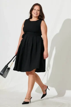 New Jardin Dress In Textured Black Dresses|Party