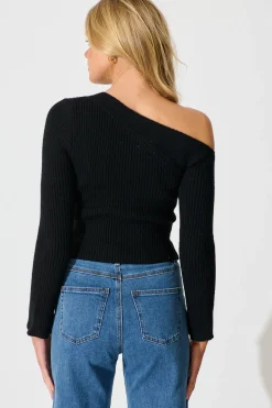 Clearance Kiss At Midnight Knit Top in Black Tops