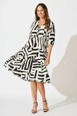 Discount Luminous Midi Dress in Black with White Geometric Print Dresses|Casual