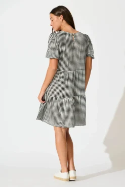 Fashion Neveen Smock Dress in Black Gingham Dresses|Casual