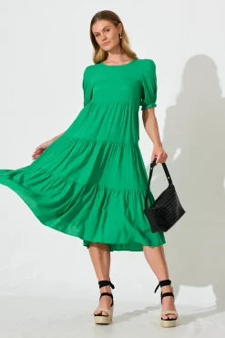 Fashion Nevi Tiered Midi Dress In Green Dresses|Casual