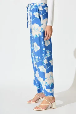 Outlet Octavia Pant in Blue with White Floral Linen Blend Bottoms