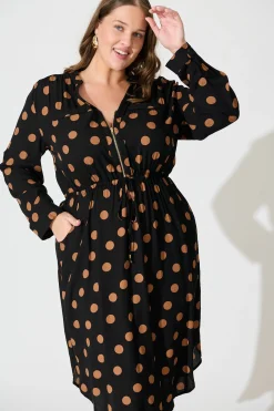 Clearance Rival Zip Dress in Black with Brown Spot Dresses|Casual