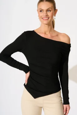 Fashion Selene Top in Black Tops|Casual