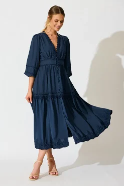 Discount Yasmina Midi Dress in Navy Dresses|Casual